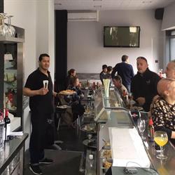 Bar Restaurant La Carpa en Barcelona (Horta-Guinardó) - Horario de apertura