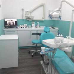Horario de apertura Clinica Dental Capuchino, Madrid