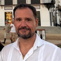 Horario de apertura Juan Flores Psicólogos, Guadalupe