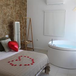 Horario de apertura Suite con Jacuzzi Amanecer de Plata, Chiclana de la Frontera