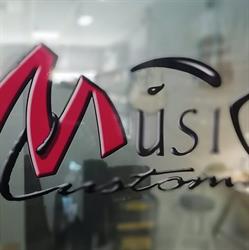 Horario de apertura MUSIC CUSTOM Instrumentos Musicales, Oliva