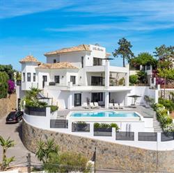 Horario de apertura Villa Marisa, Marbella
