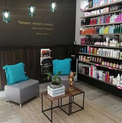 Horario de apertura Virginia blanco plataformaforma de peluqueria y estética avanzada, Avilés