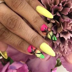 Horario de apertura MR nails Trujillo, 