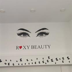 Horario de apertura Roxy Beauty Palafrugell Pestañas i Cejas, 