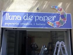 Lluna de paper en Barcelona (Horta-Guinardó) - Horario de apertura