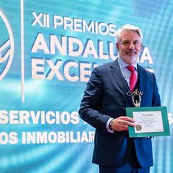 Horario de apertura Lucas & Viedma Servicios Inmobiliarios, Sevilla