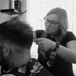 Horario de apertura Peluquería y Estética Curvas flamencas, Zarza de Granadilla