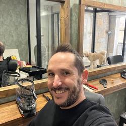 Horario de apertura Let Your Hair Down barbershop, Sitges