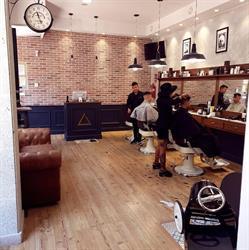 Avelinos Barbershop en Vigo (Santiago De Vigo) - Horario de apertura