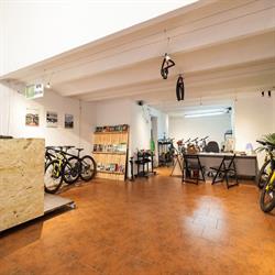RENT A BIKE BARCELONA en Barcelona (Gràcia) - Horario de apertura