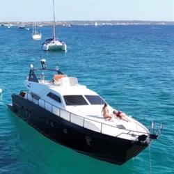 Horario de apertura Ibizaonboard, 