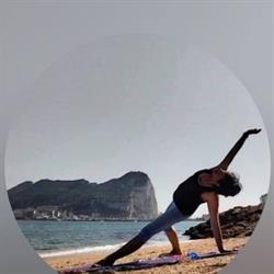 Horario de apertura Karla Solis Yogini, La Línea de la Concepción
