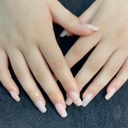 Horario de apertura perruqueria germans y valentinne nails, Mollet del Vallès