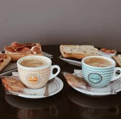 Horario de apertura Café Arábica, Salas