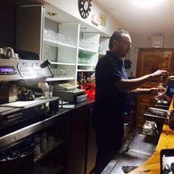Horario de apertura Bar Piñones, Barajas de Melo