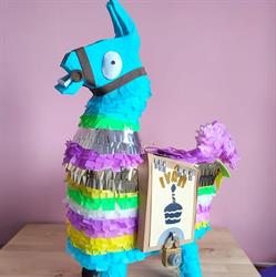 Horario de apertura Piñatas Gamer, Madrid