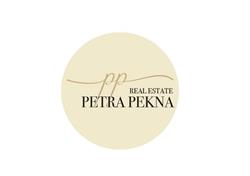 Horario de apertura Petra Pekna Real Estate S.L., Cala Figuera