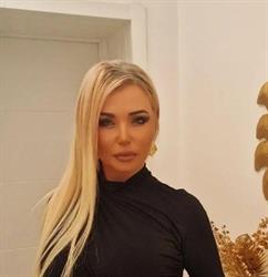 Horario de apertura Estética Y Moda Gyongy" ver, Torrevieja