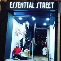 Horario de apertura Essential Street VVA, Villanueva de la Serena