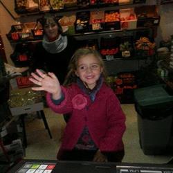 Horario de apertura fruteria capricho, Moguer