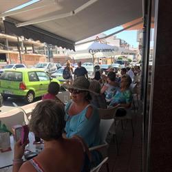 Horario de apertura cafetería bar asador Fernández, Caleta de Velez