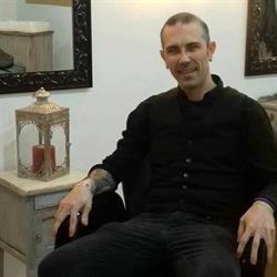 Horario de apertura Gabriel Espinosa Estilista, Almendralejo