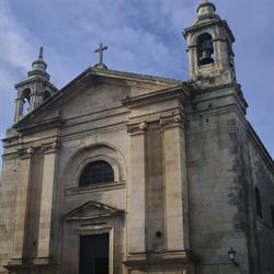 Horario de apertura Igrexa de Santiago Apóstolo de Padrón, 