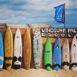 Horario de apertura Windsurf Pals, Girona