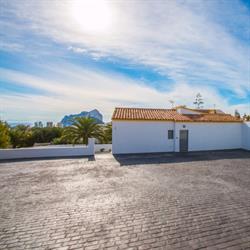 Horario de apertura Villa mango calpe, La Cometa