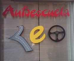 Horario de apertura Autoescuela LEO, Vila-Real