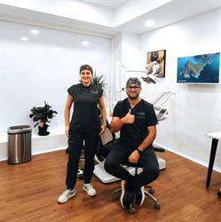 Horario de apertura Dentas Odontología Estética - Clínica Dental Dr. Shota Abuladze Torrijos, 