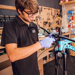 Fantastik Bikes en Barcelona (Sants-Montjuïc) - Horario de apertura