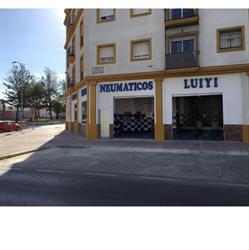 Horario de apertura Neumáticos Luiyi, Dos Hermanas