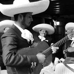 Mariachi Alma del Son en Madrid (Chamartín) - Horario de apertura