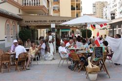 Horario de apertura cafe La Vida, Fuengirola