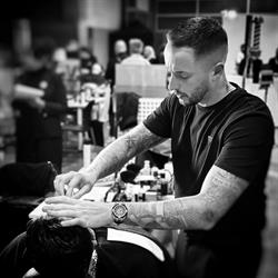 Horario de apertura Peluquería Vallcanera Gentleman by Liyoobarber, Alzira