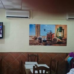 Café Bar Ya Vengo en Granada (La Chana) - Horario de apertura